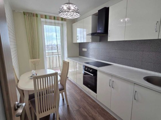 Продам 2 ком.кв.в Авангарде-евро,укомплектована! Авангард