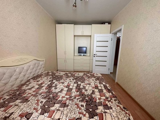 Продам 2х комн. квартиру на 7м небе с мебелью. Авангард