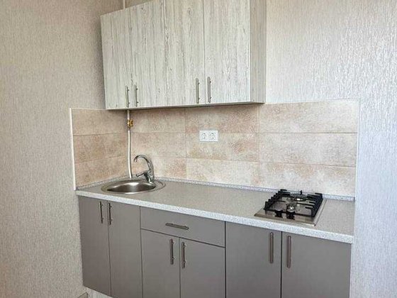 Новая однокомнатная кв-ра с гардеробной Авангард