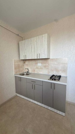 Новая однокомнатная кв-ра с гардеробной - фото 1