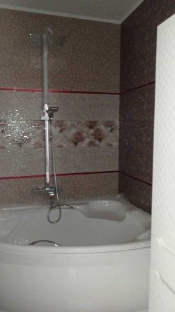 Продам 2 комн. квартиру в Радужном, ЖК Левитана - фото 1