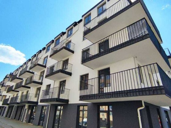 3 кімнатна квартира 77 м2 на вул. Академіка Сахарова Крижанівка