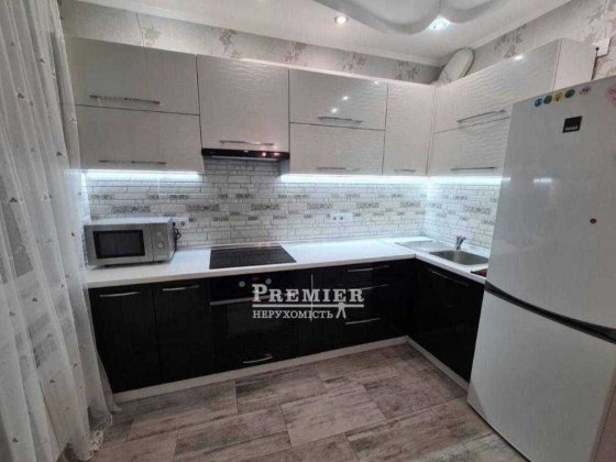 1 комнатная квартира 35 м2 Таирова  ЖК Радужный