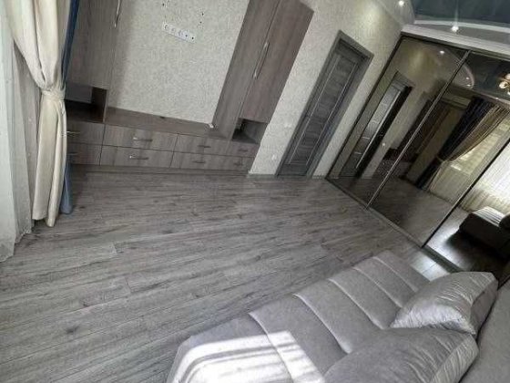 Продам 1-кімнатну квартиру з євроремонтом у ЖК «Райдужний» на Таїрова Лиманка