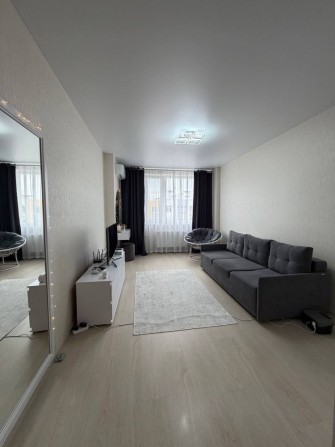 Продам 2 комнатную квартиру ЖК 7 небо - фото 1