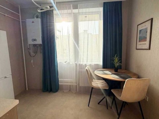 Продам 1-кімнатну квартиру з новими меблями в ЖК «7 НЕБО» Авангард