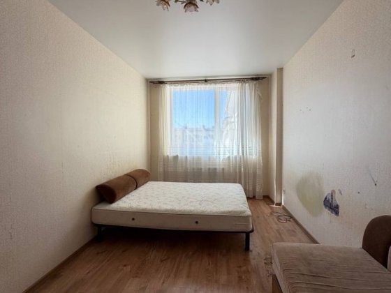 Продам 1 кімнатну квартиру Авангард