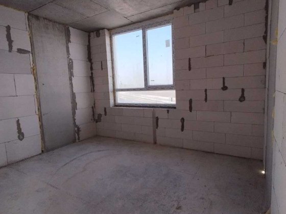 1 комнатная квартира в ЖК Акварель-10, средний этаж