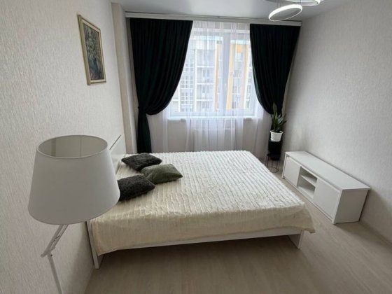 Продам 1 комнатную | 7 небо| 4 этаж Авангард