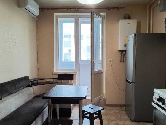 Продам простору 1-кімнатну квартиру з меблями в ЖК «7 НЕБО» | Держпрограми Авангард