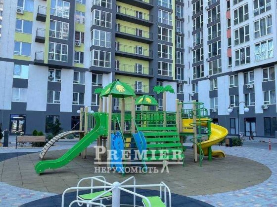 1 комнатная квартира 42 м2 Вид во двор на Таирова ЖК Акварель 8