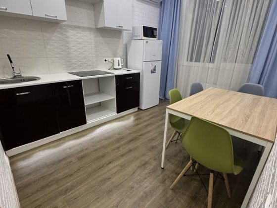 2-х кімнатна квартира з ремонтом в Кадоррі на Таірова