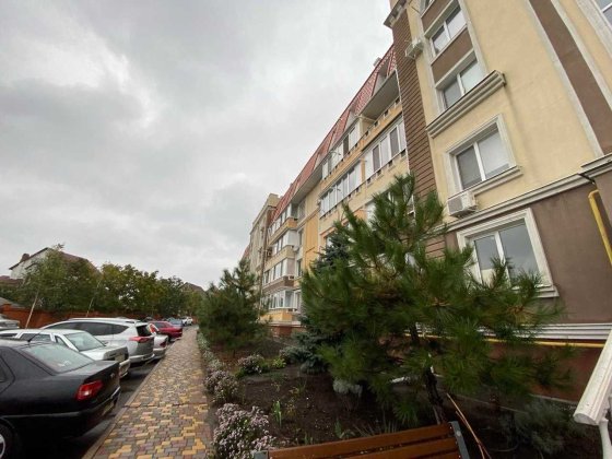 Продається 1 кімнатна квартира біля ж/м "Совіньйон". Лиманка