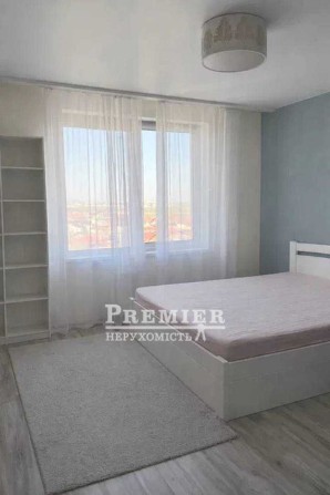 1 комнатная квартира 43 м2 с Ремонтом ЖК Маршал Сити Таирова - фото 1