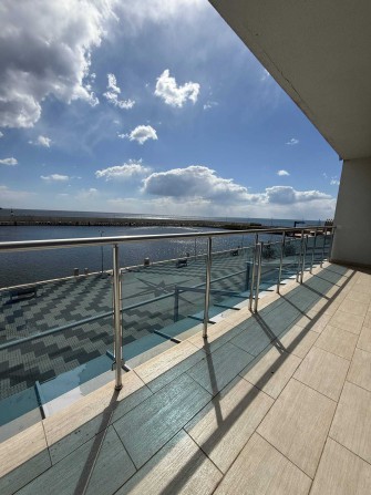 Продаж апартаментів біля моря з захоплюючим краєвидом - фото 1