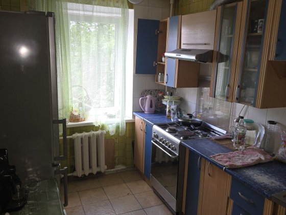 Продам 4 кімнатну квартиру Розсошенці