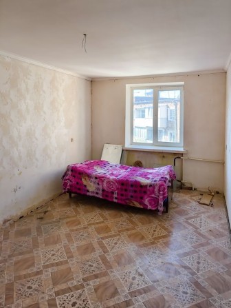 Продаж  3 кімнатної квартири без ремонту - фото 1