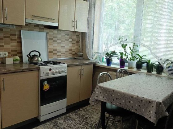 Продам 3-кімнатну квартиру Богодухів