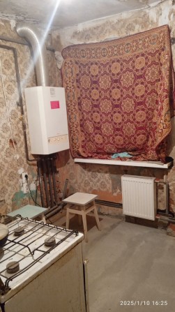 Продам 2-х-комнатную квартиру в центре Покотиловки - фото 1