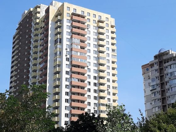 Продаж 1-к квартири вул. Новоукраїнська 24а Київ