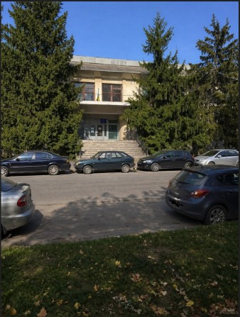 Продаю комерційну будівлю у центрі міста Нова Одеса на автовокзалі - фото 1