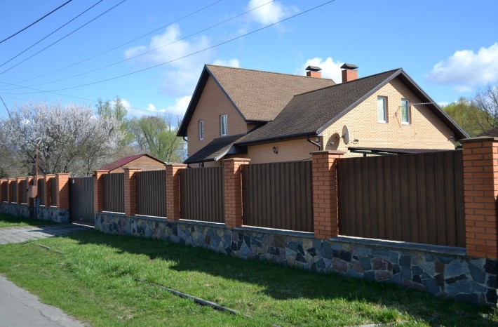 Продам житловий автономний будинок під Києвом Дударків Бориспільський р-н - фото 1