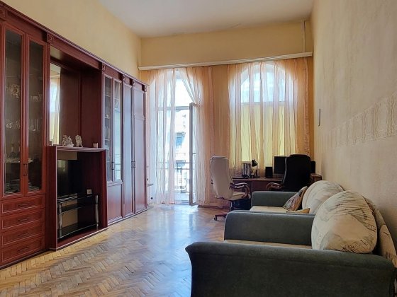 Продаж 2-к квартири вул. Саксаганського 89а Київ