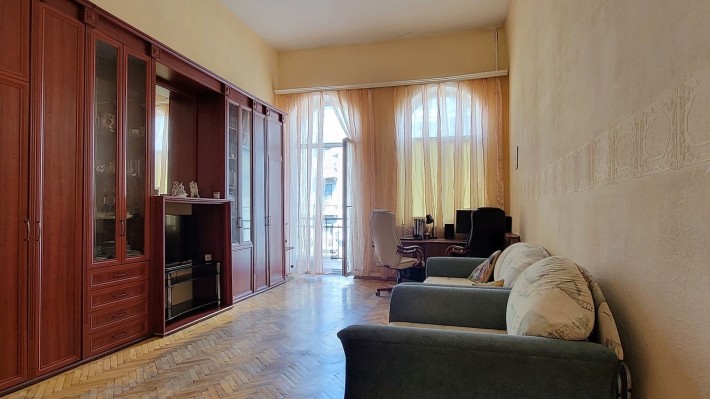 Продаж 2-к квартири вул. Саксаганського 89а - фото 1