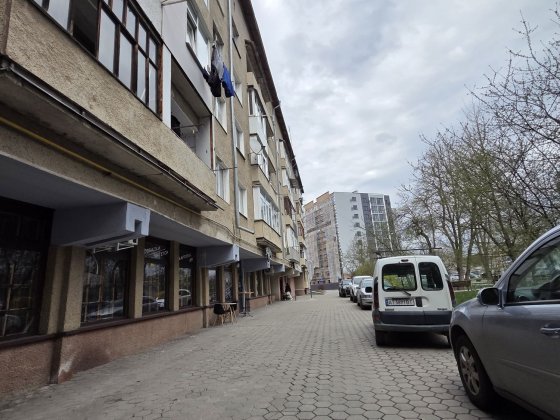 Терміновий Продаж 1кім квартири Ивано-Франковск