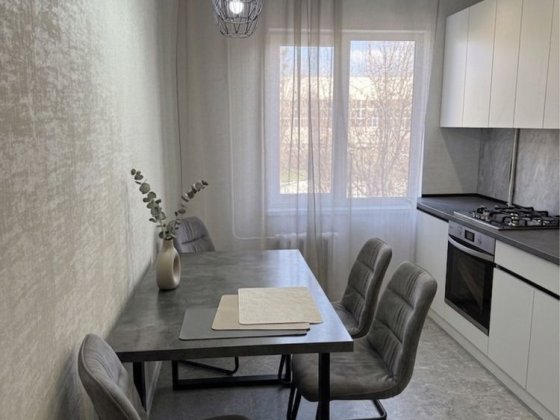 3 кімнатна квартира Олександрійський бульвар 137