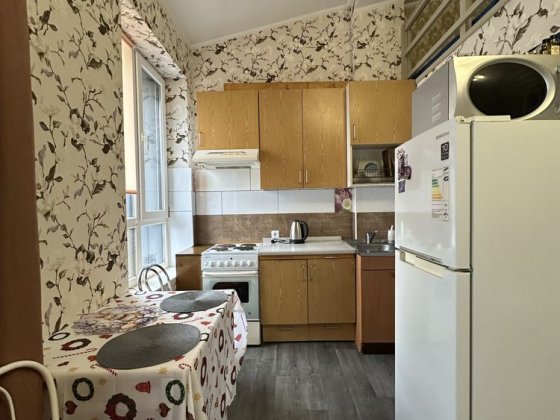 Продаж 1 кв вул. Завокзальна.7  27,6 кв.м  м.Бориспіль Бориспіль