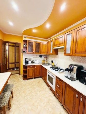 3-кімнатна з АВТОНОМКОЮ р-н Каплички з меблями та технікою ДЕРЖ.ПРОГРАМИ - фото 1