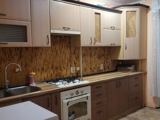 Продам 2 км.кв.вул.Галицька АТБ Новобудова не вуглова світла є  гараж Івано-Франківськ