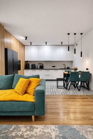 Продаж унікальної квартири 103 м2 з власною ділянкою/ремонтом/меблями та технікою у клубному ЖК з за - фото 1