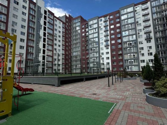 Однокімнатна квартира в  центрі Галицька-Кнгяинин поруч ратуша продаж Ивано-Франковск