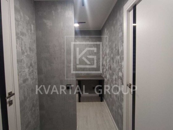 Продам квартиру студію з ремонтом. Буча