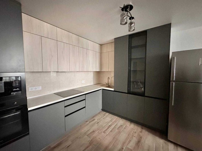 Продам 2 кімн квартир ЖК Атлант на Київській вул Симоненка Бровари EM - фото 1