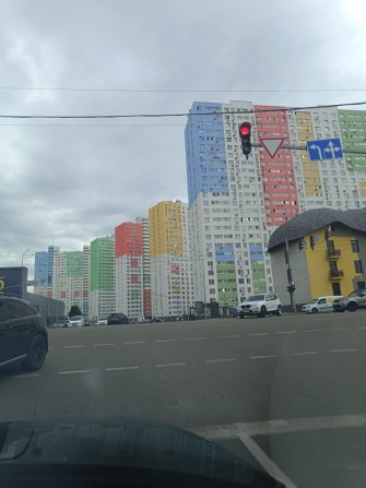 Продам терміново  двух кімнатну квартиру у Броварах. - фото 1