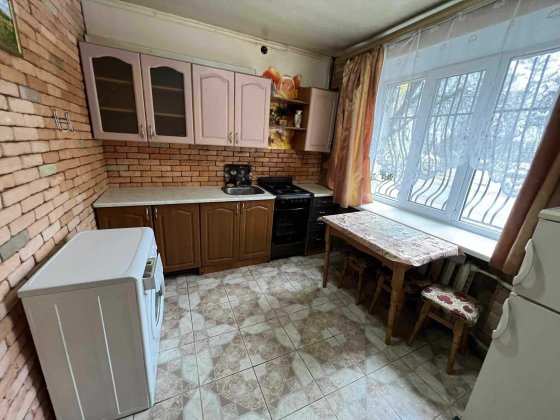 Новинка! Продам 1 кім.кв біля парку