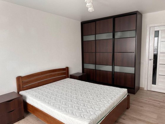 Продам 2кім.квартиру ЖК Атлант на Київській,вул.Симоненка,м.Бровари Бровари