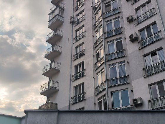 Продаю 3 кімнатну квартир у в центрі Ивано-Франковск