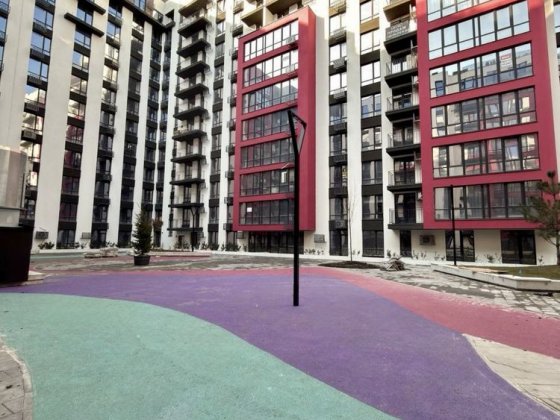 Продається квартира готова до ремонту біля озера Ивано-Франковск