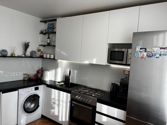 Продам 3кім.квартиру вул.Грушевського,Зелений папуга,м.Бровари Бровари