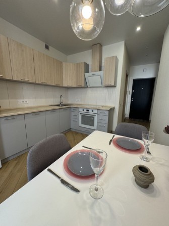 Однокімнатна квартира в Бучі, в центрі міста! Гащове опалення! - фото 1