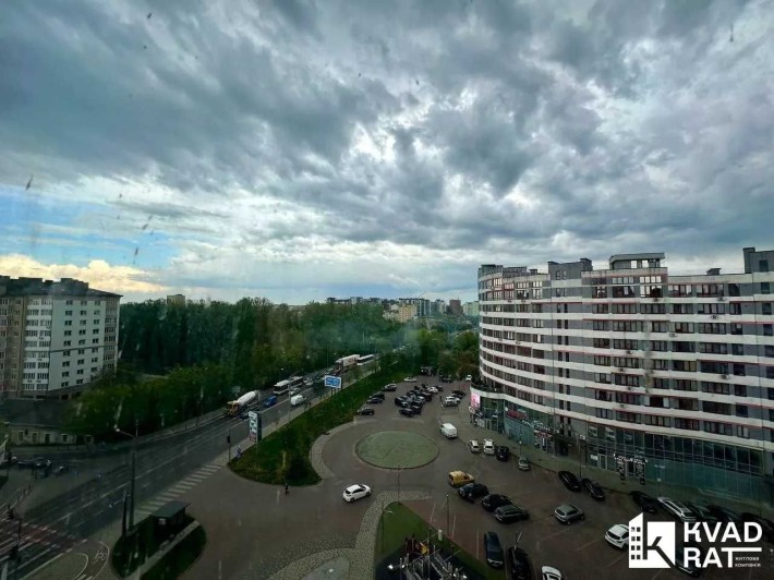 Велика двокімнатна квартира з кухнею-студією ЖК River Park - фото 1