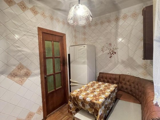 Продаж  3 кімнатної квартири м.Вишневий.  72кв.м  Балкон. Вишневое