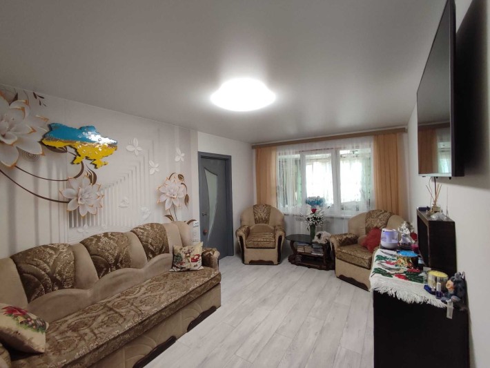 3-кім квартира з лоджією 18м²  вул. Чорновола.  ПІДХОДИТЬ ПІД ДЕРЖПРОГРАМИ! - фото 1