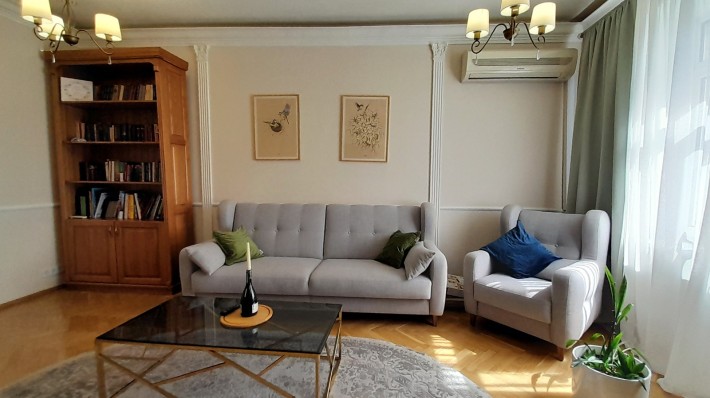 Міхновського Миколи 9 (бульвар Дружби народів), продаж 5к квартири, Печерський район, метро Либідськ - фото 1