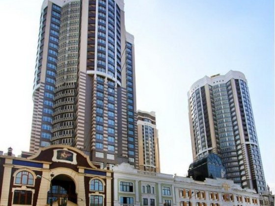 Продам 2 кімнатну квартиру з ремонтом в ЖК Покровський Посад Киев