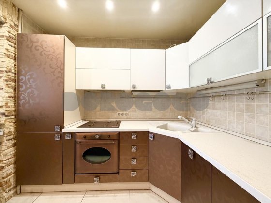 БЕЗ %!Продаж 3к квартири з ремонтом і газовим котлом, центр Вишневого Вишневое